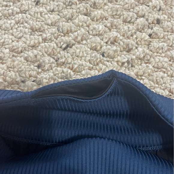 FREE PEOPLE MOVEMENT shorts - Picture 4 of 5